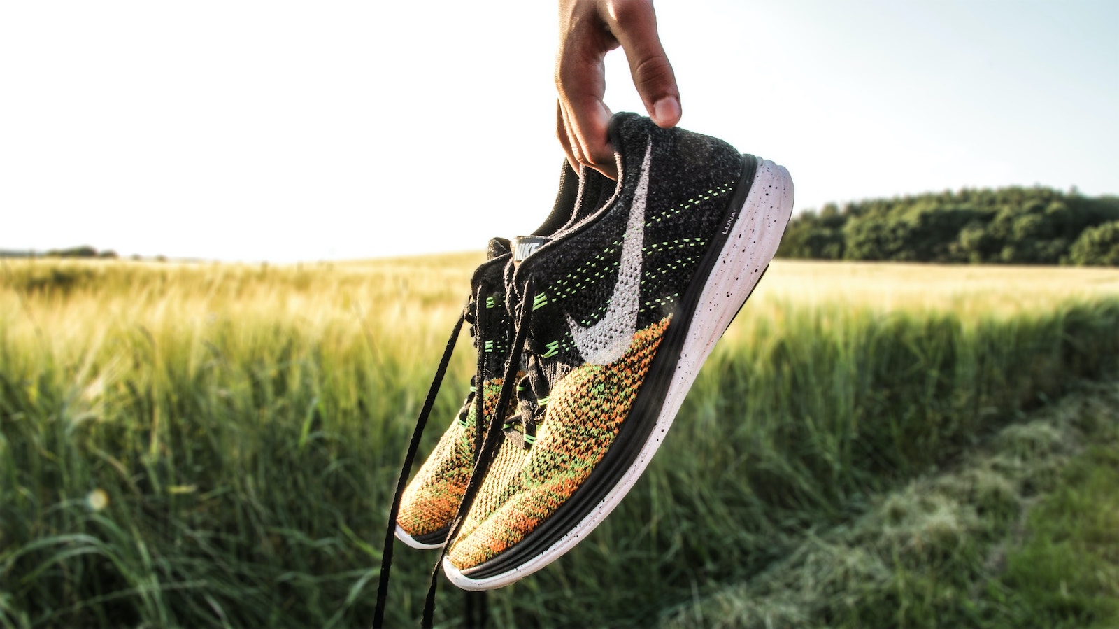 How Nike, and Phil Knight, Turned Running Shoes Into Fashion - The